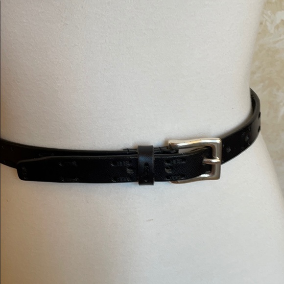 Liz Claiborne Belt - Picture 2 of 7